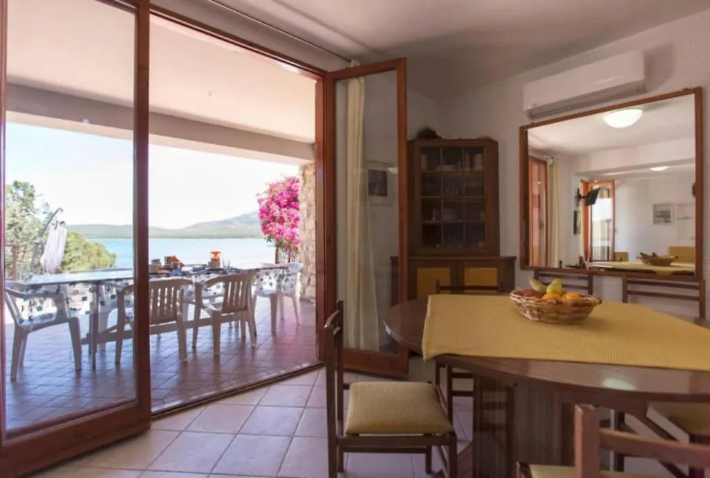 Villa Flavia direttamente sul mare con terrazza incantevole per 6 persone Alghero Italia