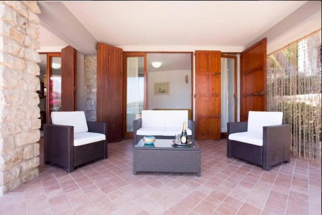 Villa Flavia direttamente sul mare con terrazza incantevole per 6 persone Alghero Casa vacanze